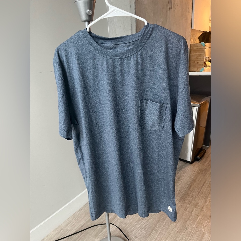 Vuori short sleeve shirt